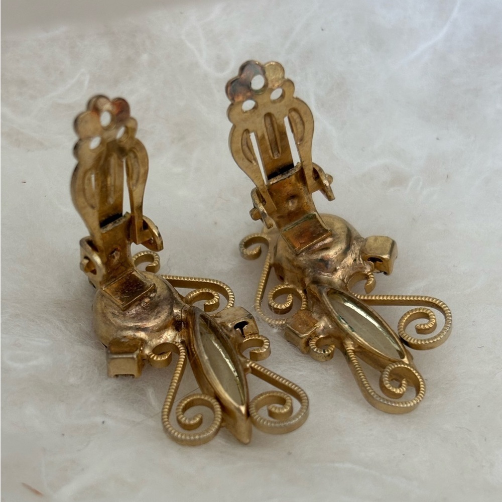 Vintage Brooch and Clip On Earrings Set Rhinestones - Picture 4 of 5